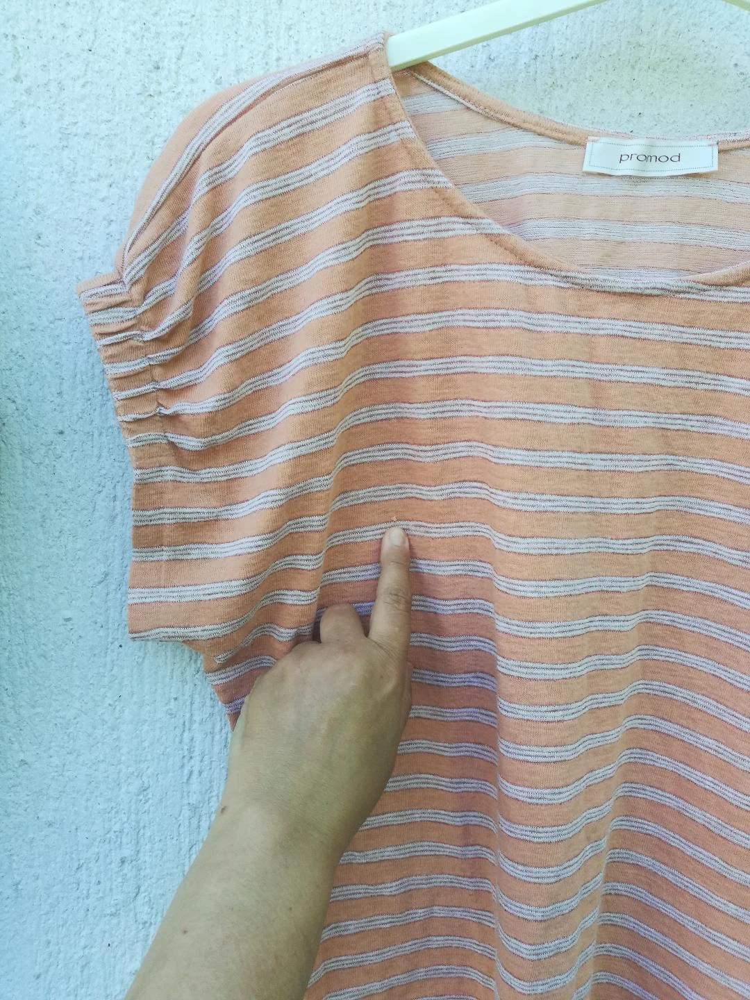 Lote de 2 camisetas ligeras y a rayas etiqueta T.L (imperfecciones) – photo 7